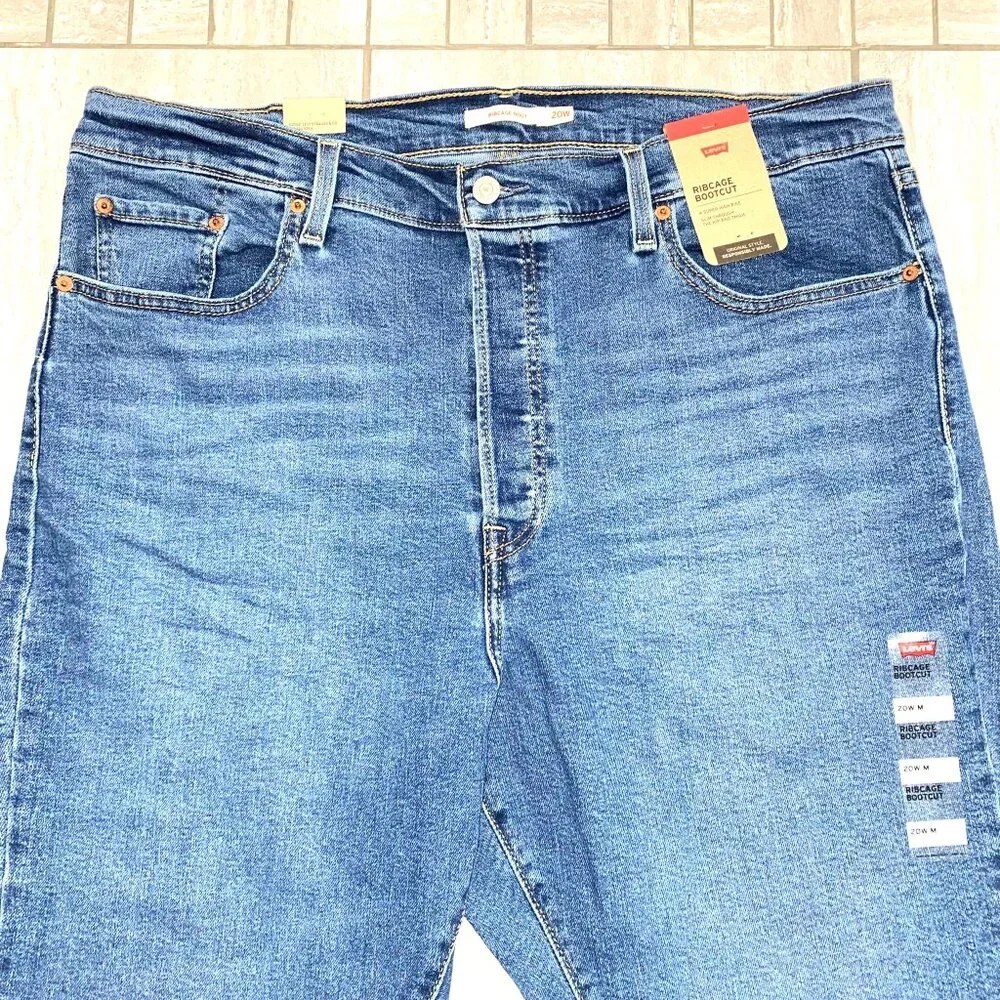 Levi's Women Ribcage Bootcut Button Fly Denim Jeans Size 20W - Picture 7 of 9